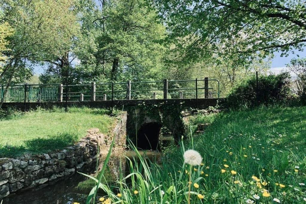 Gite Moulin De Lausseignan Barbaste Eksteriør billede